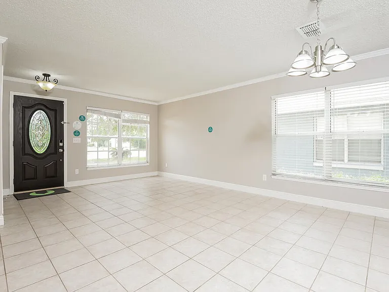 1060 Martin Blvd — Photo 7