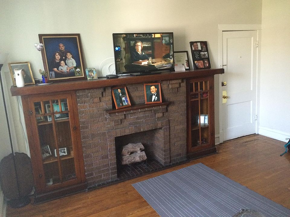 1st image of 3240 N Keeler Ave #2