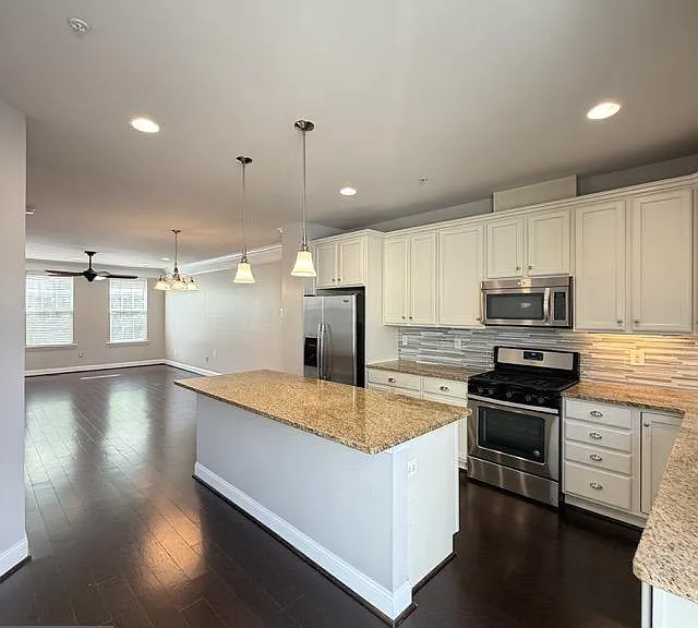 35 Meridian Ln — Photo 7