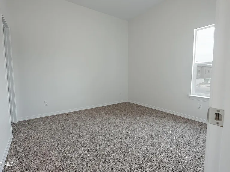 14313 Steve Joyce Pkwy — Photo 4