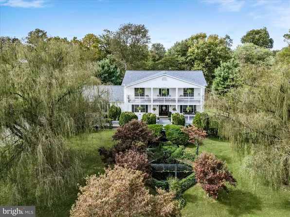 3187 Bishop Meade Rd, Boyce, VA 22620