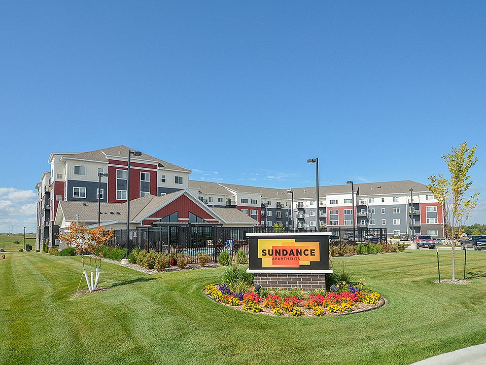 Easy Access to I-94 and Highway 83