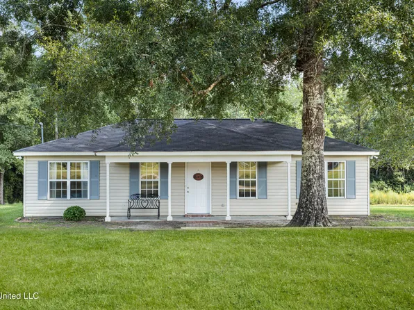 18479 Early Wynn Dr W, Saucier, MS 39574