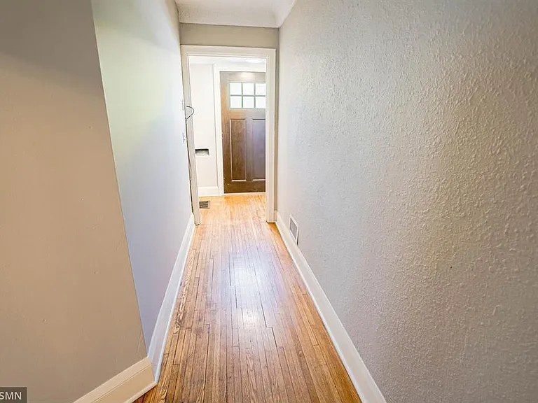 2940 Vincent Ave N #1 — Photo 23