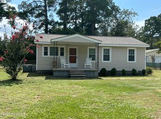 17220 Highland Rd, Laurinburg, NC 28352