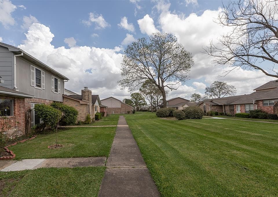 1st image of 6405 S Briar Bayou Dr