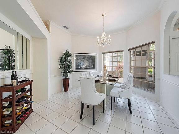5th image of 25750 Creekbend Dr