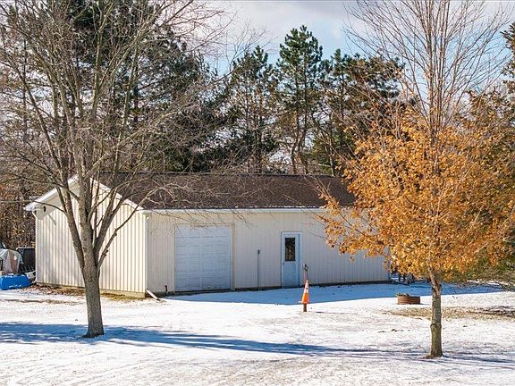 3rd image of 2829 Sutton Rd