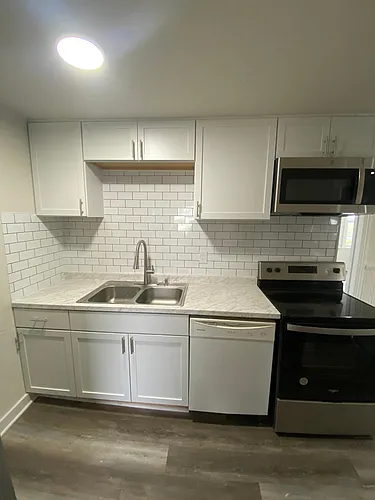 3001 Hanover Pike #B Photo 1
