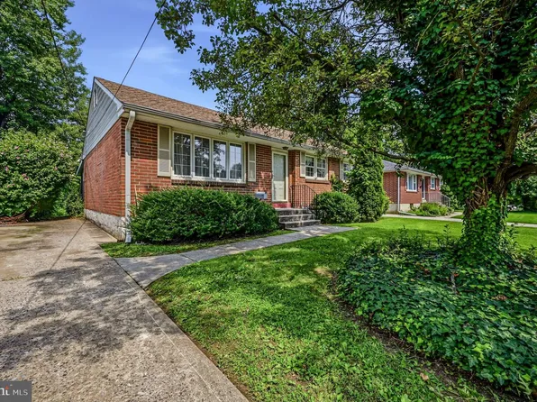 319 Delaware Ave, Claymont, DE 19703