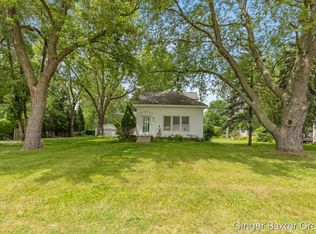 443 East St, Coopersville, MI 49404