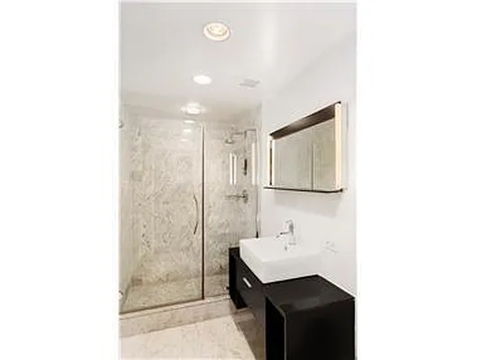 Rented by Douglas Elliman | media 27