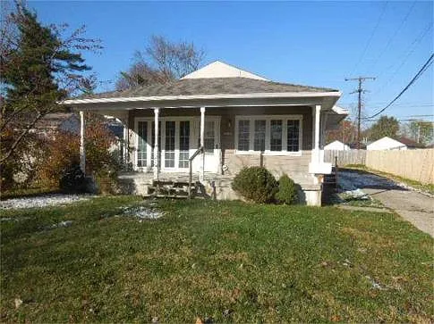 1489 Simpson Dr photo 1