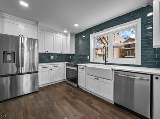 613 S 18th St #1A, Newark, NJ 07103