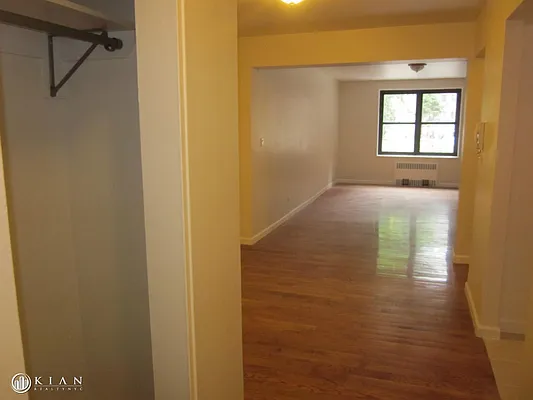 Rented by Kian Realty | media 1