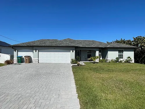 1109 NW 12th Ln Photo 1