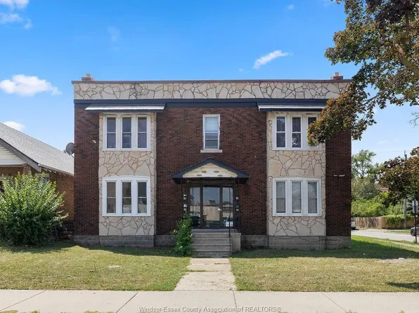 1107 Pelissier St, Windsor, ON N9A 4M1