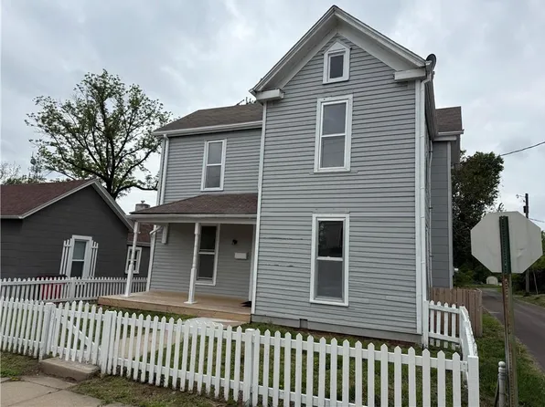 308 N 16th St, Lexington, MO 64067