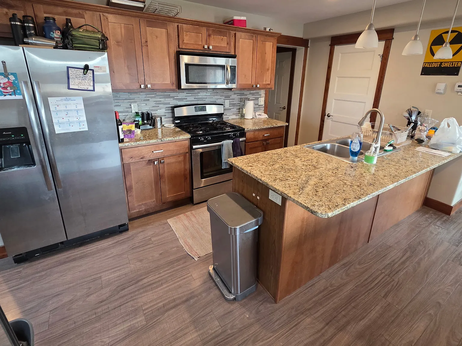 4 bed, 2.5 bath, 2060 sqft, $1,050 — Photo 3