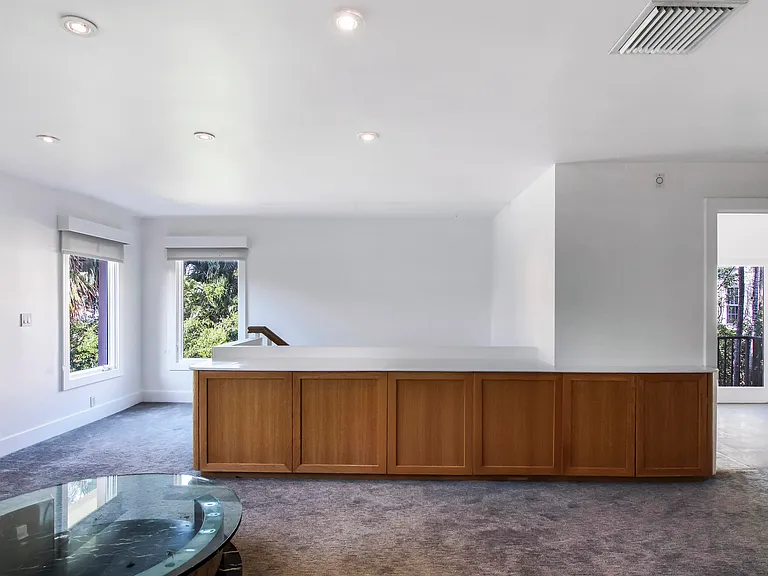 222 Park Ave — Photo 18