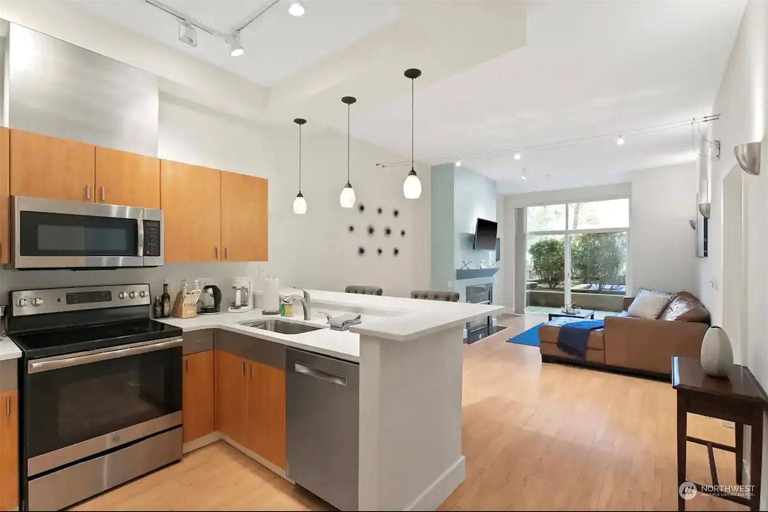 521 7th Avenue #104 photo 1