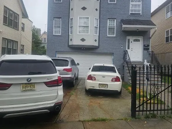 150 N Munn Ave Floor 2, East Orange, NJ 07017