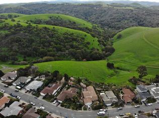 76 Welle Rd, Crockett, CA 94525