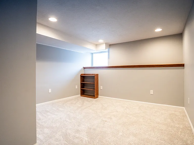117 E Walker St #A — Photo 2