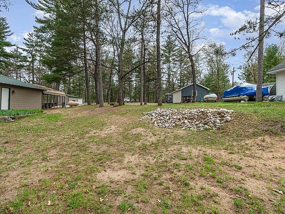 3rd image of 7116 Grove Dr