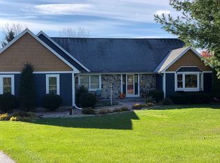 N70W28615 Huntington St, Hartland, WI 53029