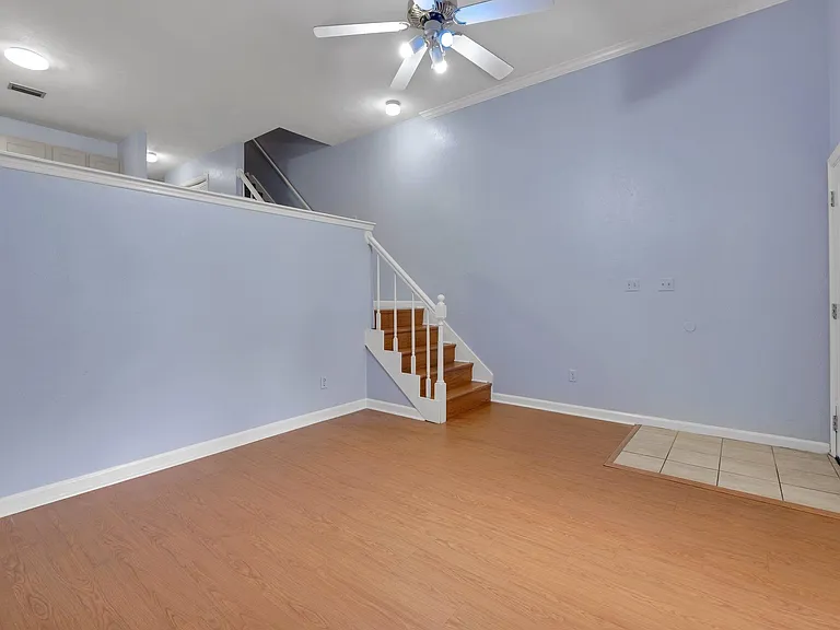1609 S Gadsden St — Photo 5