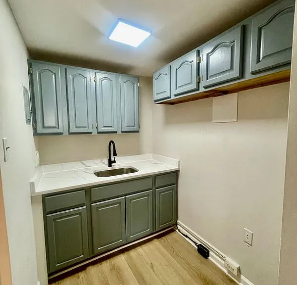2700 Texas Ave SE #7 — Photo 2