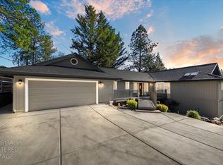 11349 Lower Circle Dr, Grass Valley, CA 95949