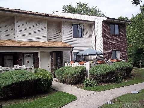 1st image of 969 Skyline Dr