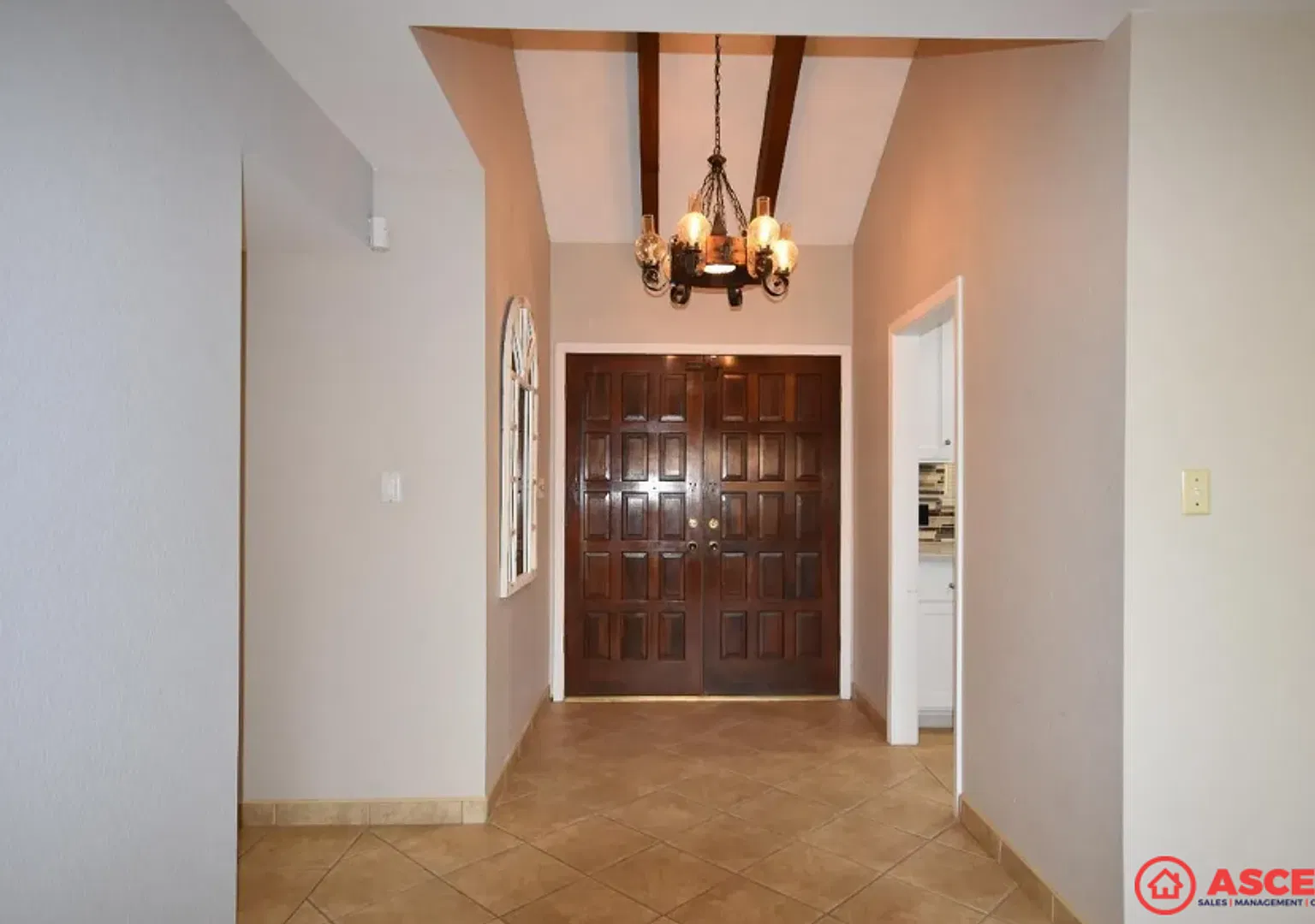 Space, Comfort, and Convenience in 93306 — Photo 3