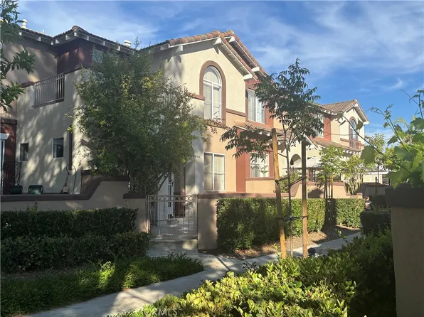 7 Santa Barbara Ct, Foothill Ranch, CA 92610