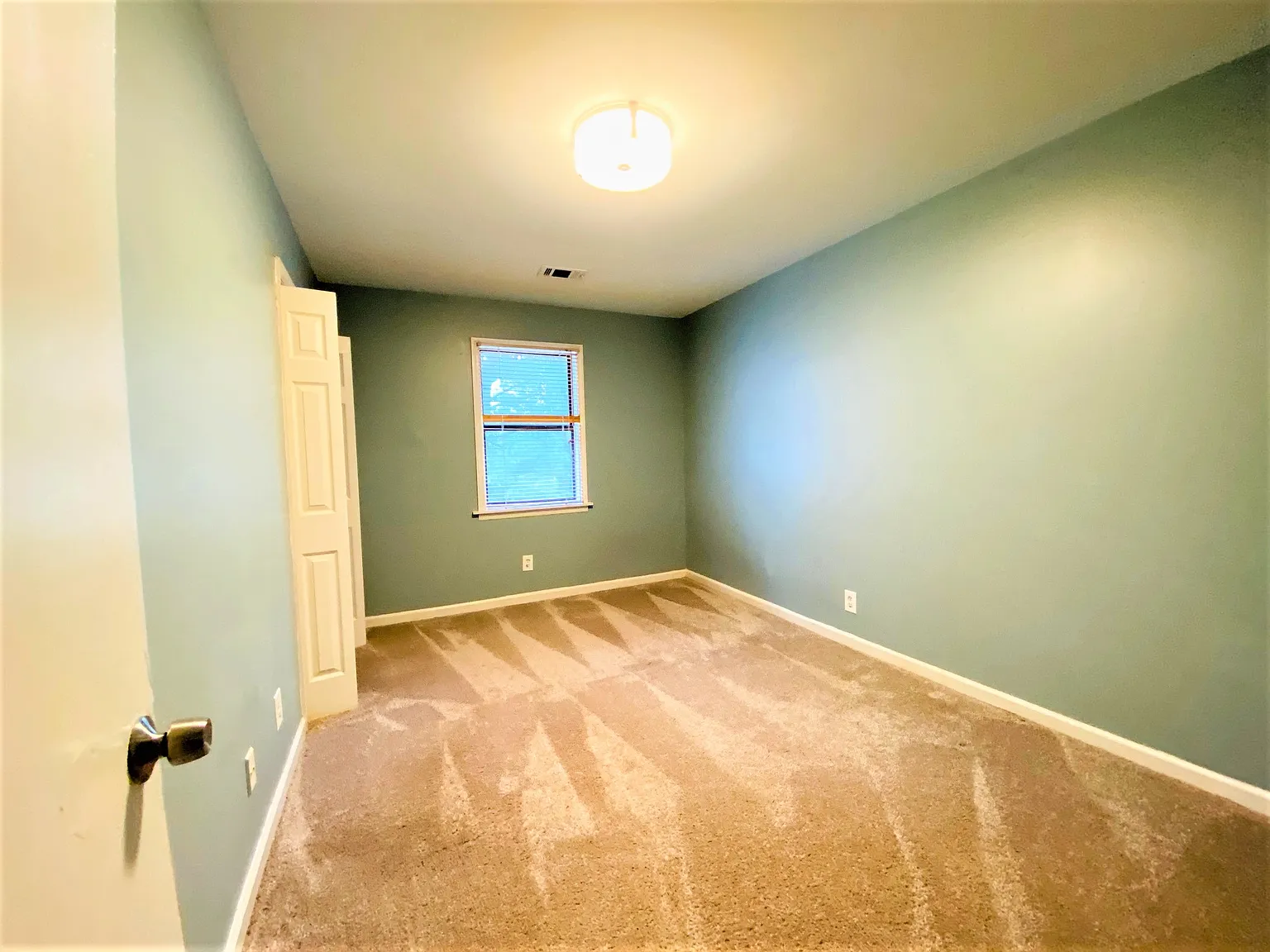 1027 Curran Street Northwest - 1 — Photo 4