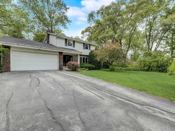 1431 South 168th STREET, New Berlin, WI 53151