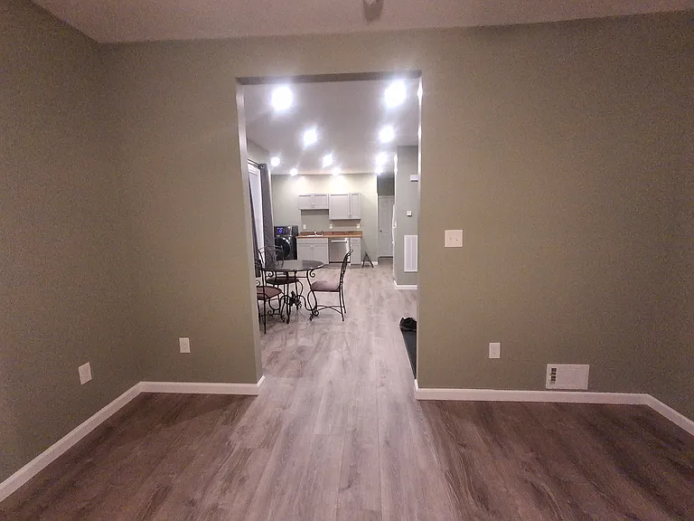 123 John St #2 — Photo 29