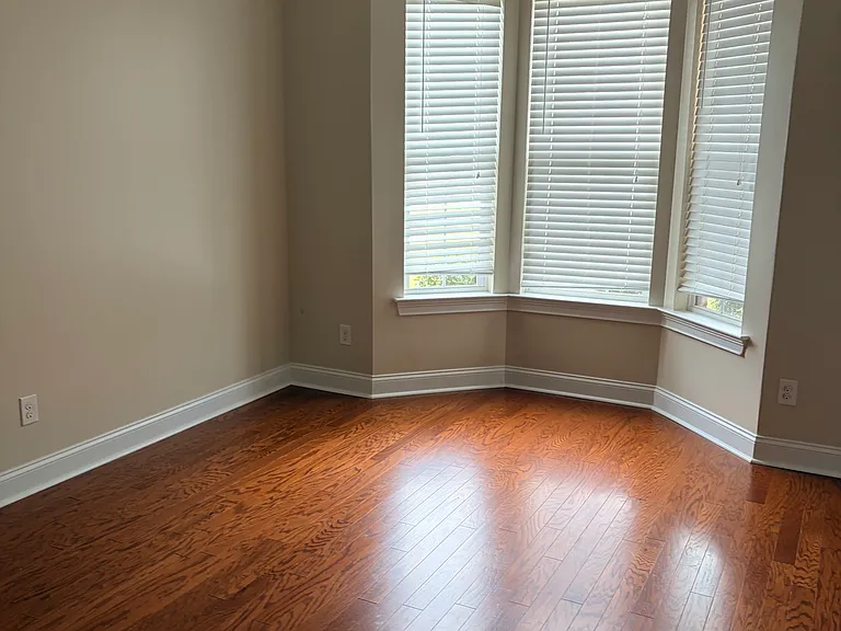 619 Baldwin Pl — Photo 6
