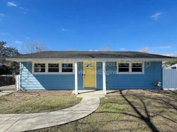 1214 Hawthorne Cir, Hanahan, SC 29410