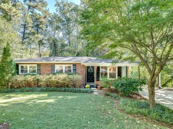 1275 Sparrow Ln, Decatur, GA 30033
