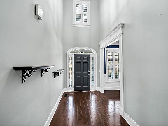 5th image of 152 Inverness Dr