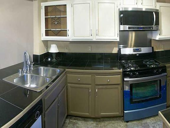 5th image of 3108 Voss Dr