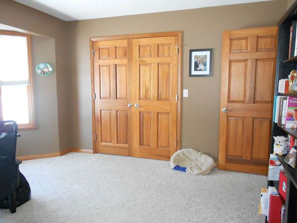 1st image of 4974 Par 3 Ln