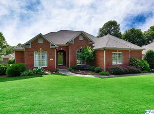 2611 Bransford Trl SE, Owens Cross Roads, AL 35763