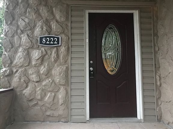 2nd image of 8222 S Dorchester Ave