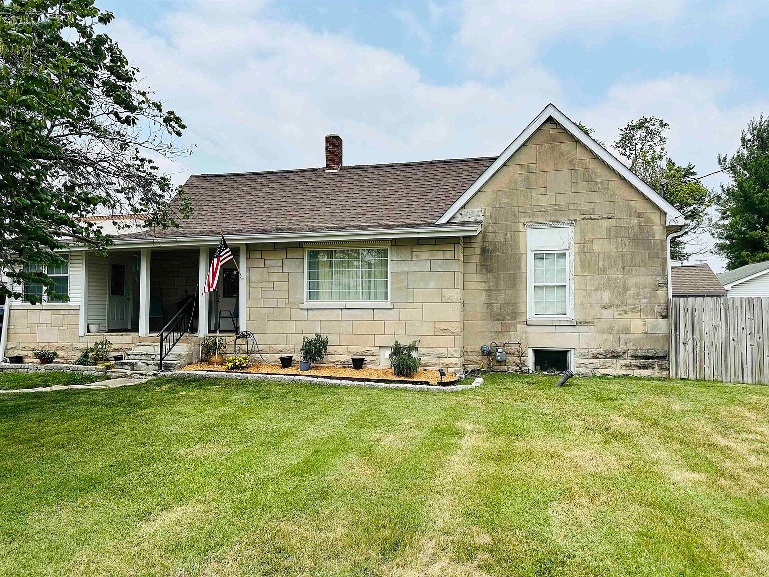 626 M St, Bedford, IN 47421 Zillow