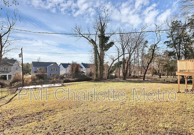 9916 Windrift Rd — Photo 19