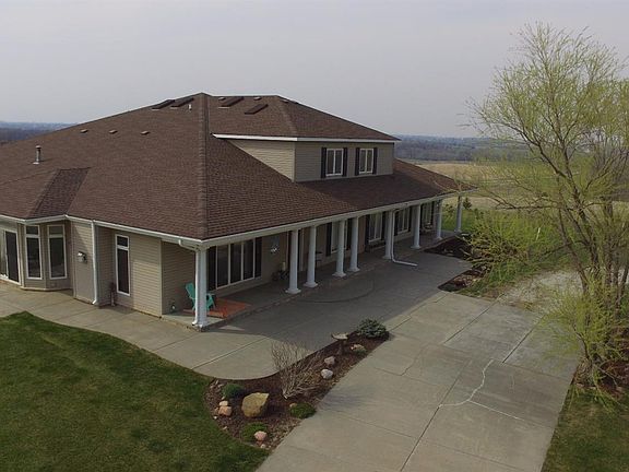 4th image of 13501 S 190th St